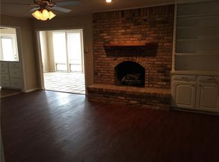 3740 Kelvin Ave, Fort Worth, TX 76133