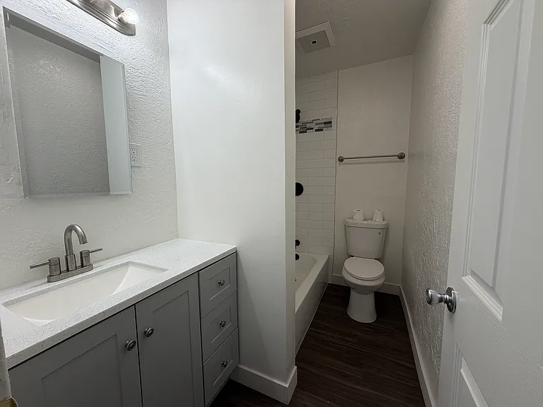 3310 Palm Ave — Photo 10