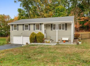 7 Locust Rd, Ossining, NY 10562