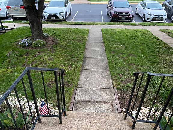 2nd image of 43504 Blacksmith Sq #74
