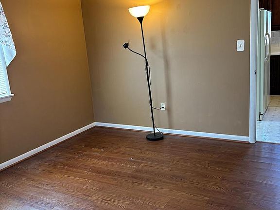 4th image of 3900 Harrison Cir