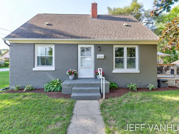 1270 Cedar St NE, Grand Rapids, MI 49503