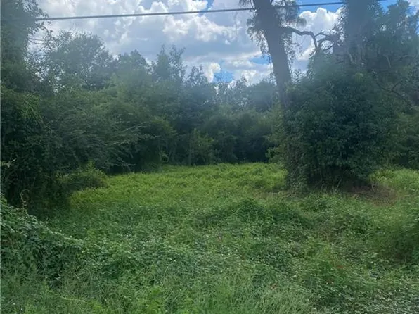 6 Ontario Dr, Eight Mile, AL 36613