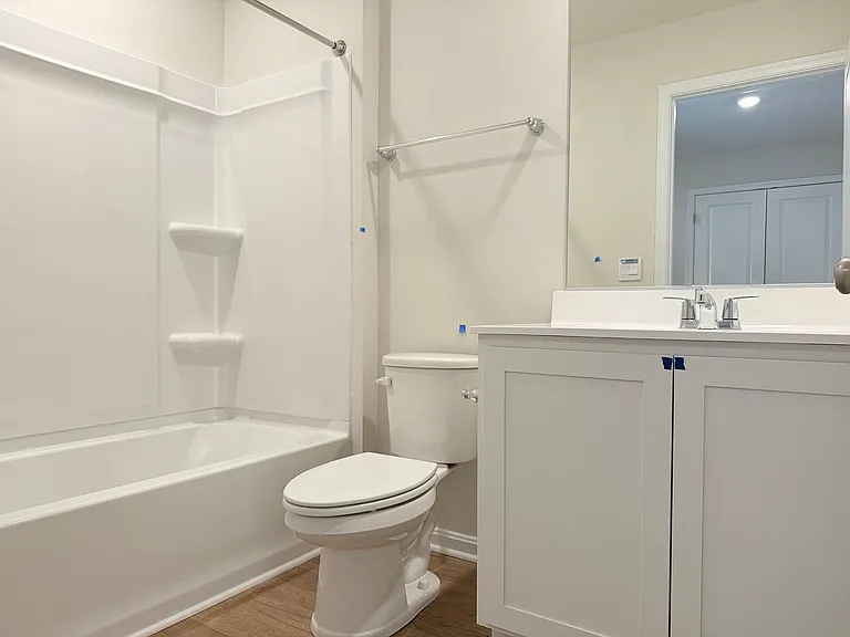 529 Colette St — Photo 9