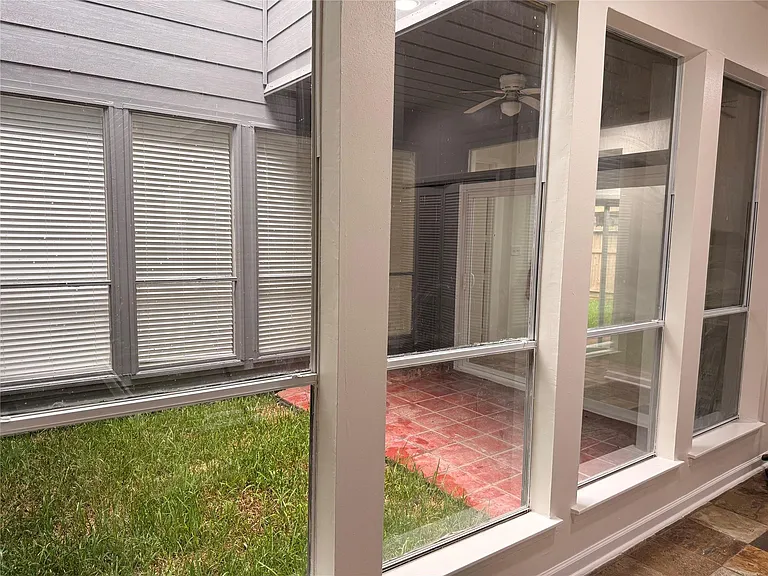 1114 Stoney Hill Dr — Photo 21