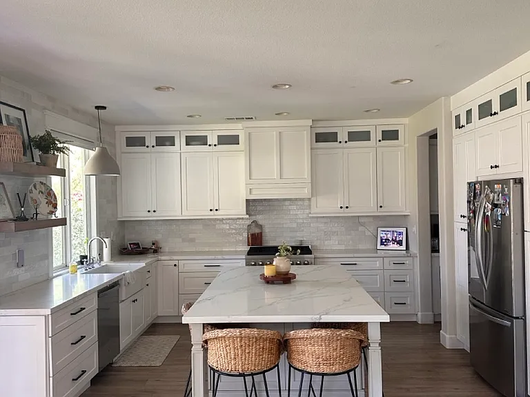 Fully upgraded kitchen