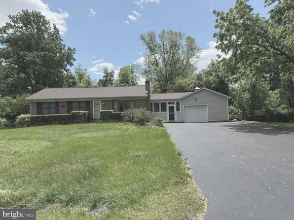 412 Suffolk Dr, Bear, DE 19701