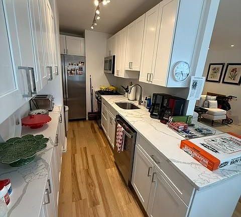 4th image of 1810 Rittenhouse Sq #18-708