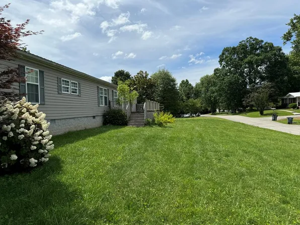 417 N Elm St, Monterey, TN 38574