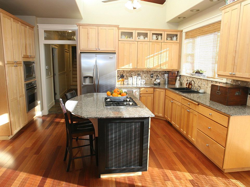 2nd image of 1275 W Quarter Dr