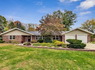 5887 Echo Rdg, Stevensville, MI 49127