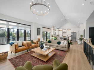 628 Sandwick Dr, Hammonds Plains, NS B4B 0H4