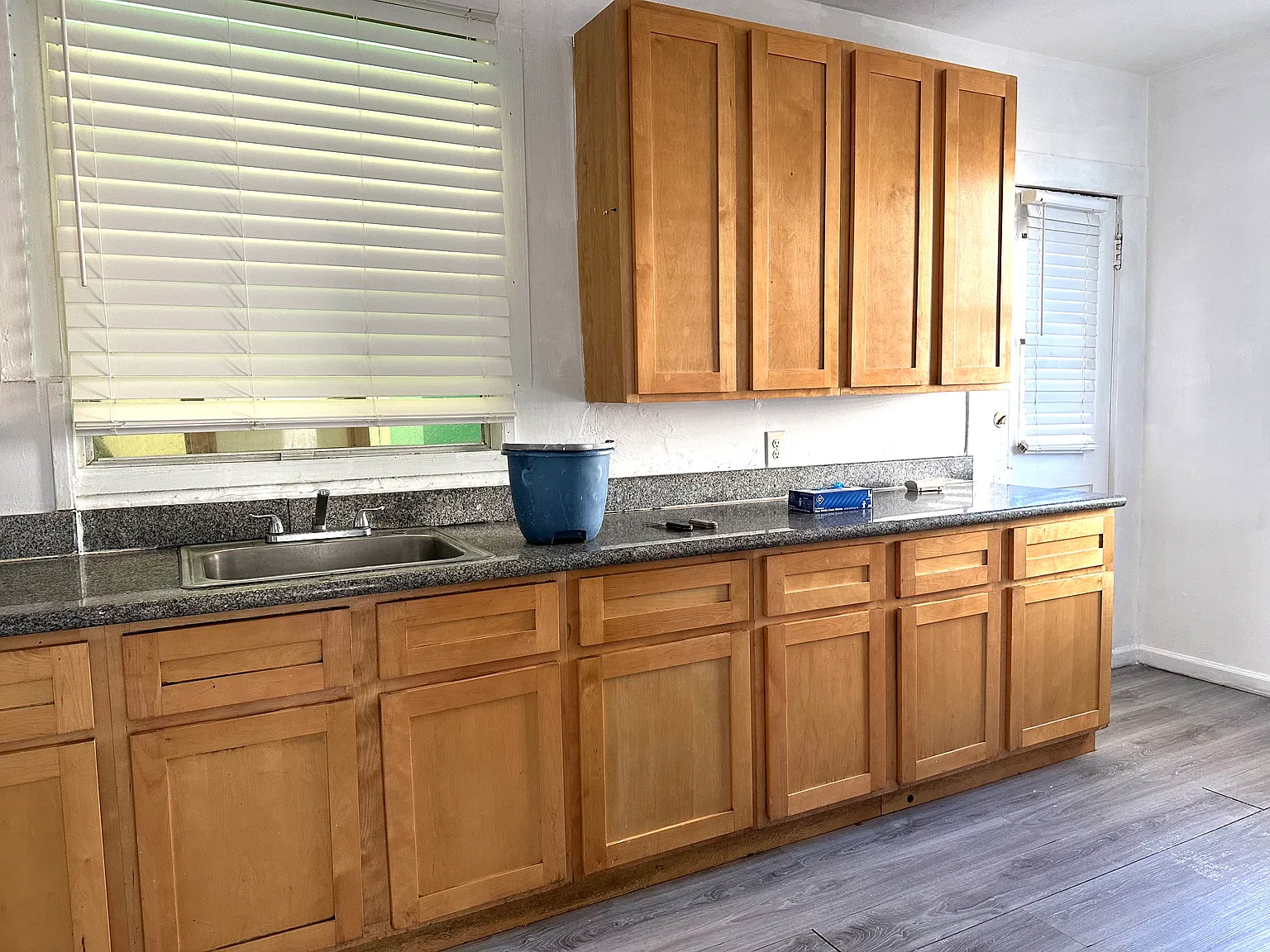 2 bed, 1000 sqft, $2,500 — Photo 4