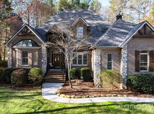 2379 Metcalf Dr, Sherrills Ford, NC 28673