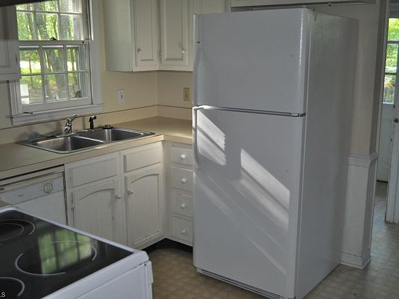 4th image of 1501 Wilton Dr