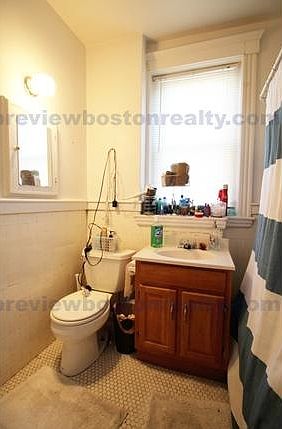 3rd image of 28 Quint Ave APT 56J