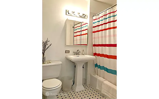Rented by Douglas Elliman | media 5