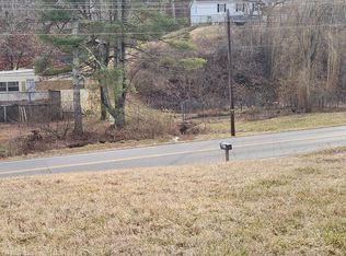 1198 Rock Rd, Christiansburg, VA 24073