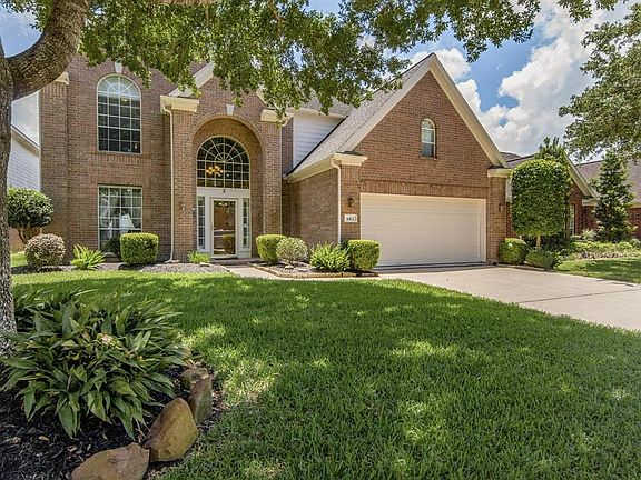 2nd image of 6102 Lacey Oak Dr