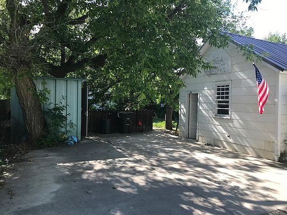 5th image of 1001 Sinclair St