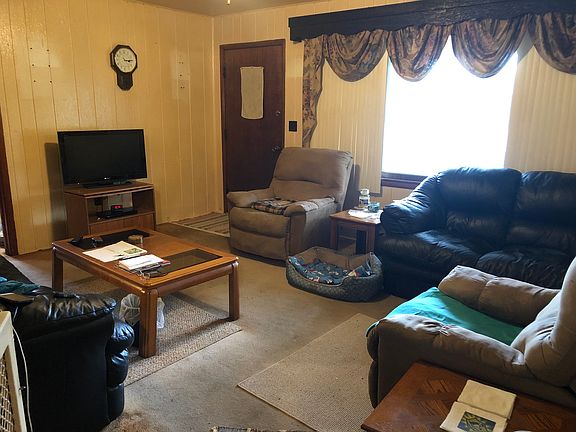 3rd image of 431 Burke Dr