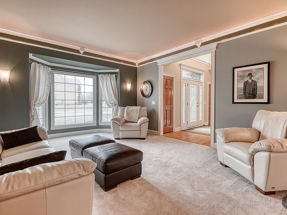 5th image of 11633 Rushmore Dr