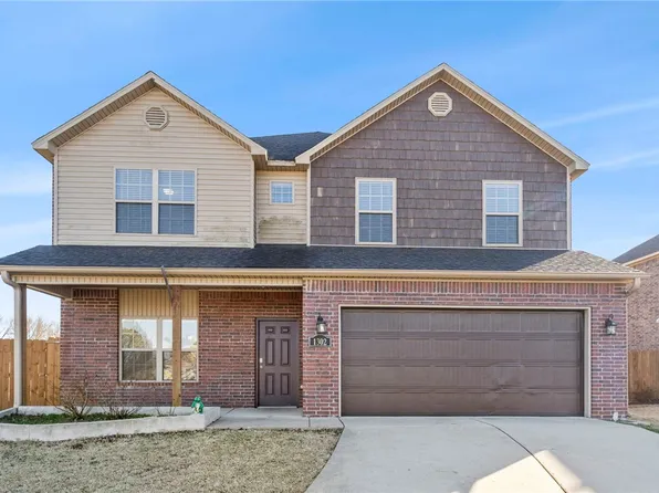 1302 W Walker Dr, Rogers, AR 72756