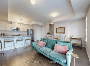 2584 William Jackson Dr #94, Pickering, ON L1X 0E5