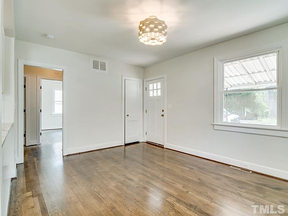 5th image of 2414 Shenandoah Ave