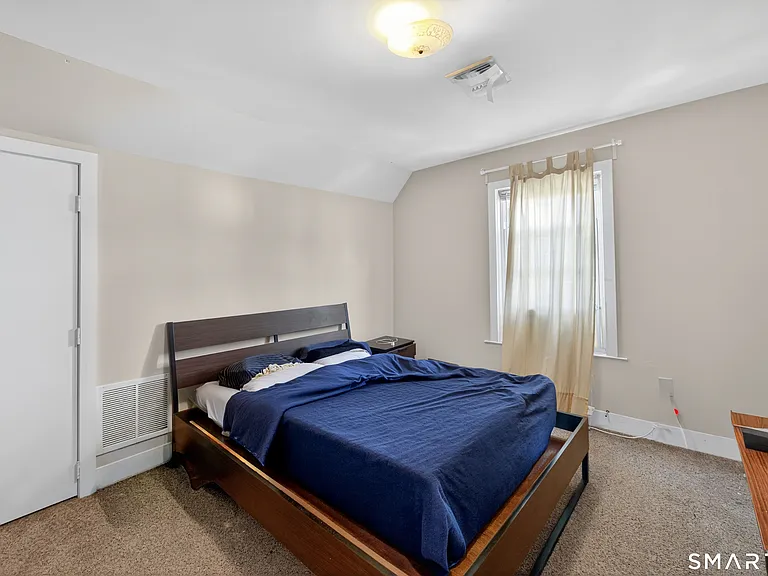 62 Lawrence St #3 — Photo 12
