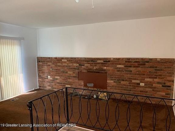 5th image of 4102 Hillborn Ln