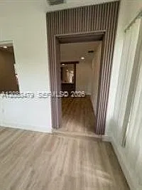 3 bed, 2.0 bath, 1153 sqft, $3,400 — Photo 4