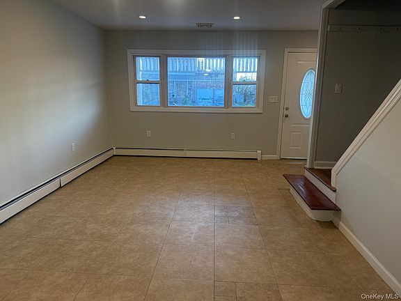5th image of 675 S Long Beach Avenue