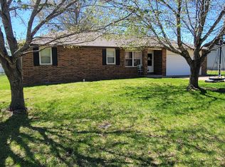 2242 W Colgate St, Bolivar, MO 65613