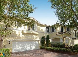 1631 Passion Vine Cir #15-2, Weston, FL 33326