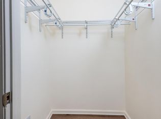 406 N Palm Dr APT 302, Beverly Hills, CA 90210