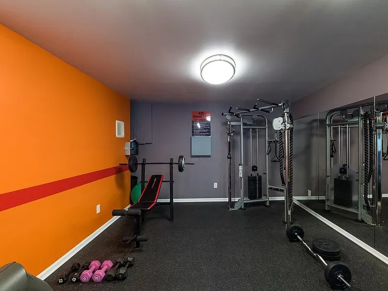 435 N Oxford Ave #11 — Photo 7
