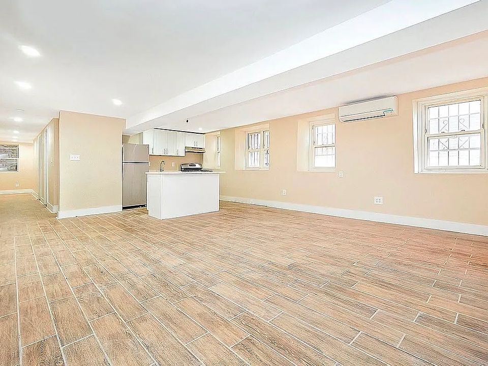 1st image of 1635 Carroll St APT 1