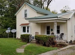 602 N Main St, Churubusco, IN
