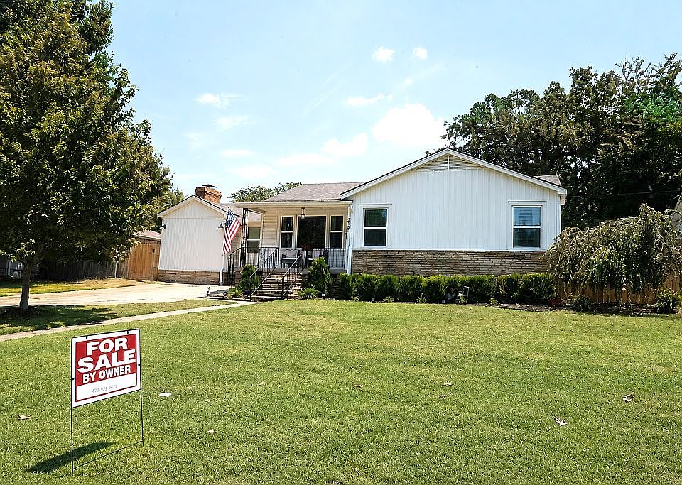 1st image of 2101 Wolfe Ln