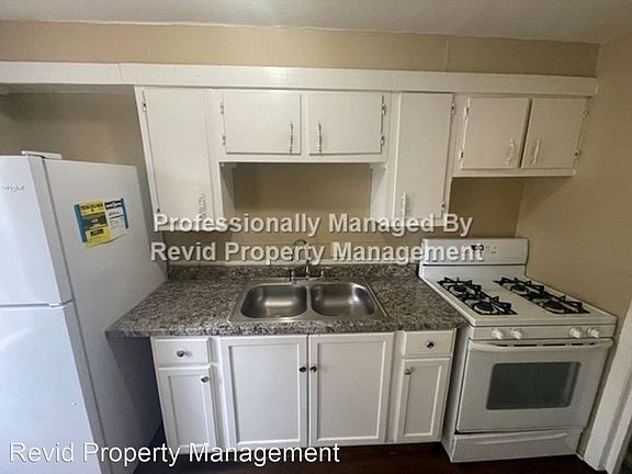 4th image of 1316 Faxon Ave #2