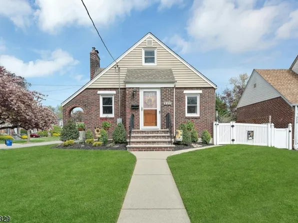 227 Ridge St, New Milford Boro, NJ 07646