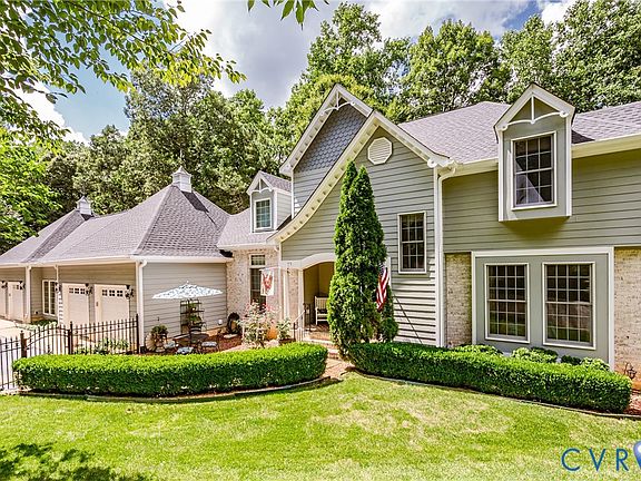 5th image of 7081 Harrison Bluff Ln
