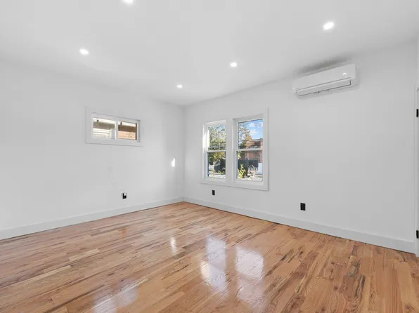 179-11 120th Avenue image 15 of 35