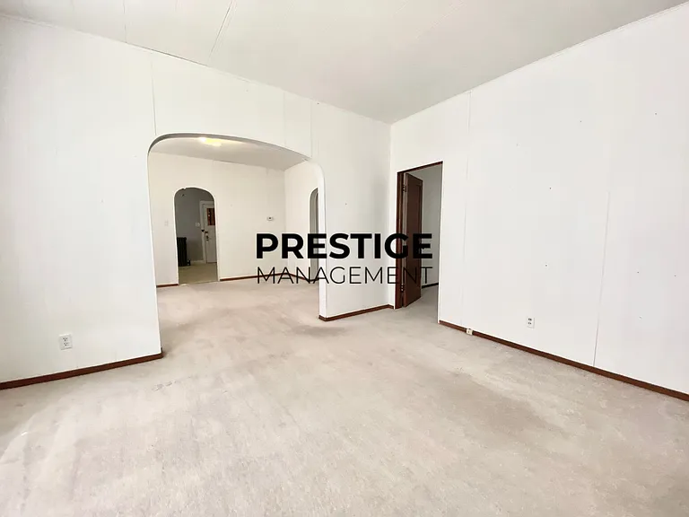1113 Benedict St #2R — Photo 7