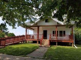 209 W Mission St, Strawberry Point, IA 52076