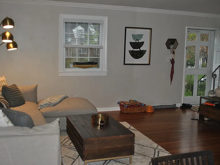 1036 Nichols Dr — Photo 4