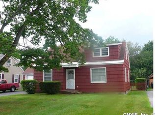 7191 Willow Rd, North Syracuse, NY 13212