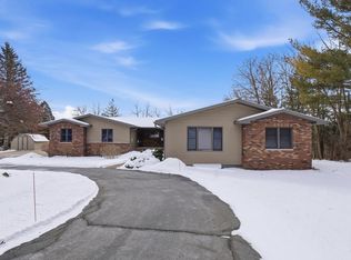 2460 Spring Rose Circle, Verona, WI 53593