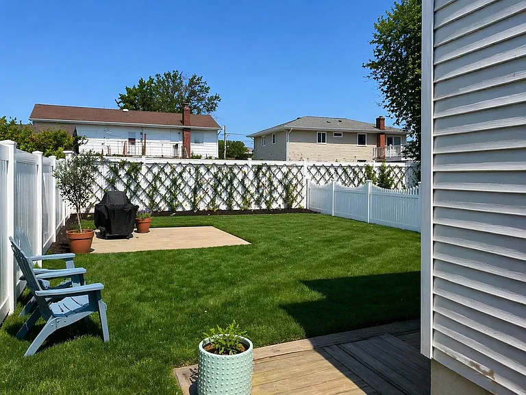 10 McKinley Ave #B — Photo 3